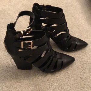 BCNGeneration black leather booties